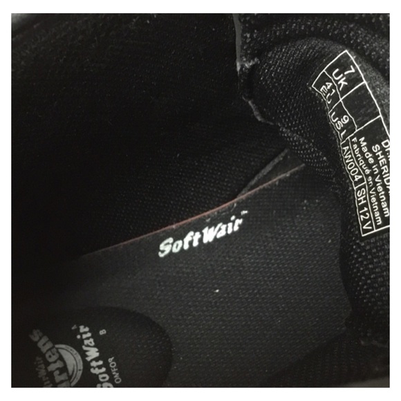 DR. MARTENS “Sheridan” Black Soft Wair Shoes - Picture 8 of 10